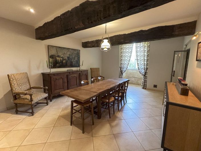 Image No.19-11 Bed Property for sale