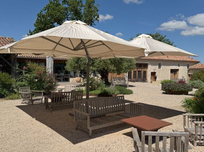 Image No.4-Propriété de 11 chambres à vendre à Lectoure