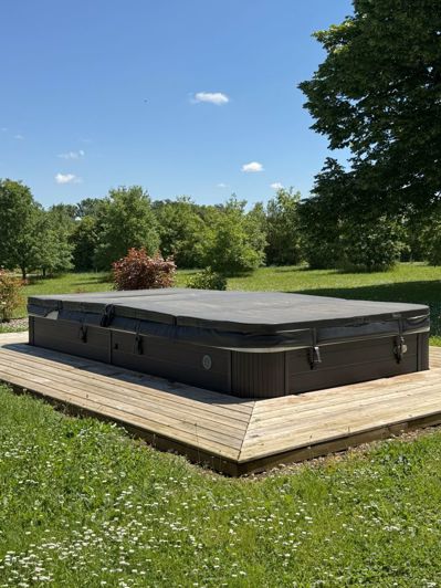 Image No.26-11 Bed Property for sale