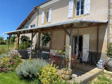 maison-ancienne-8-pieces-boulogne-sur-gesse-3