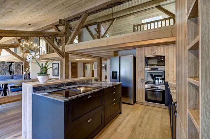 Image No.25-7 Bed House for sale