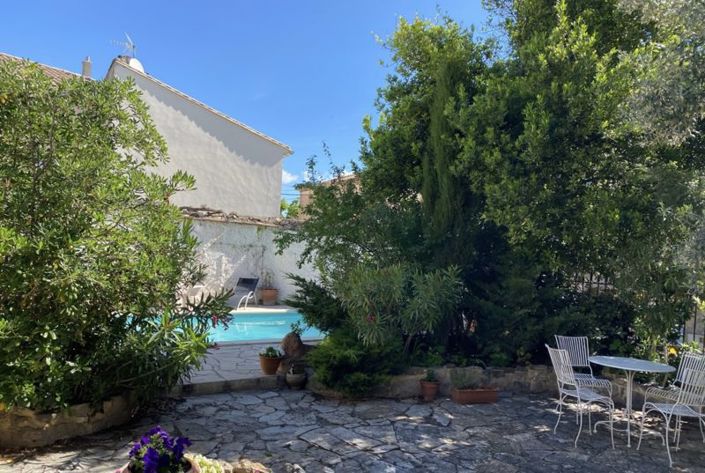 Image No.25-9 Bed House for sale