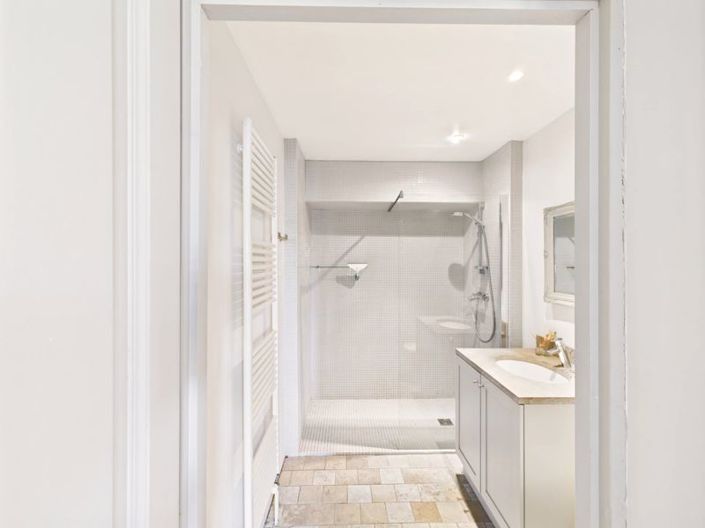 Image No.15-5 Bed House for sale