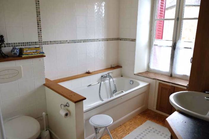 Image No.11-2 Bed Cottage for sale