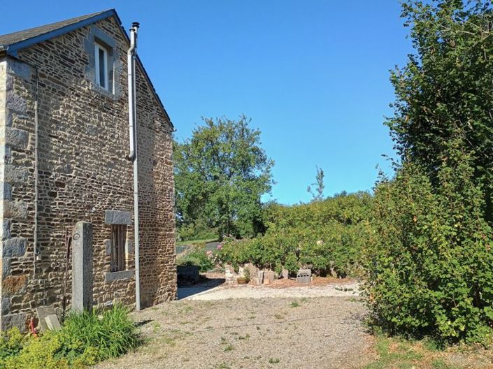 Image No.19-2 Bed Cottage for sale