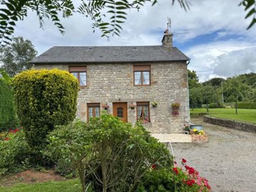 1 - Sourdeval, Chalet