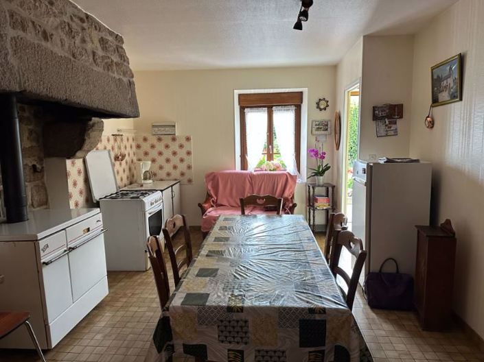 Image No.8-2 Bed Cottage for sale