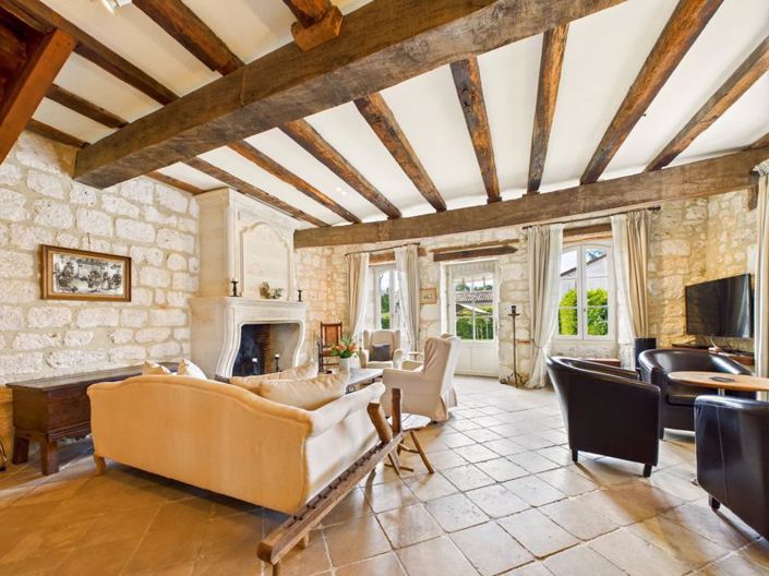 Image No.2-4 Bed House for sale