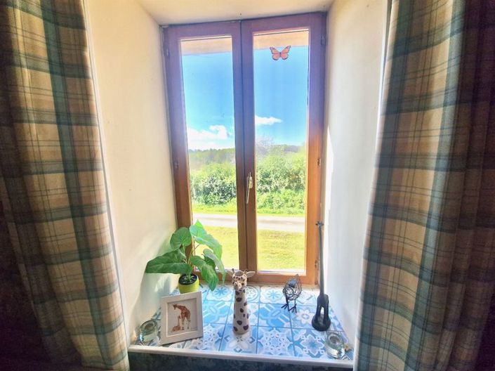 Image No.16-4 Bed House for sale