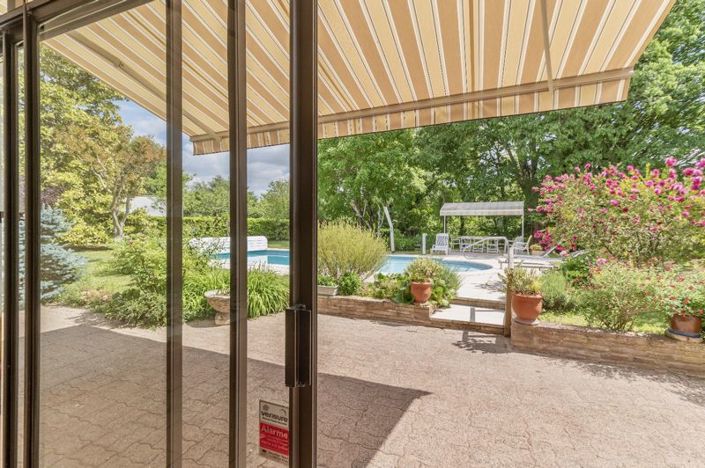 Image No.9-6 Bed Property for sale