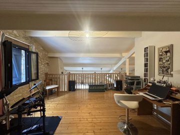 9acedff491a347d12172371976b4cb63