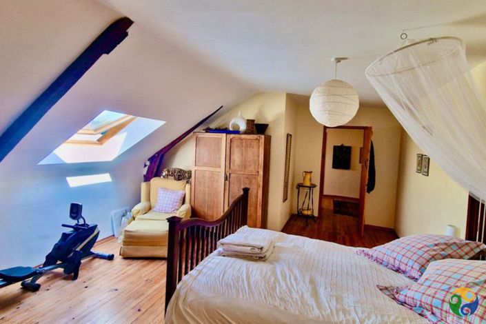 Image No.12-4 Bed House for sale