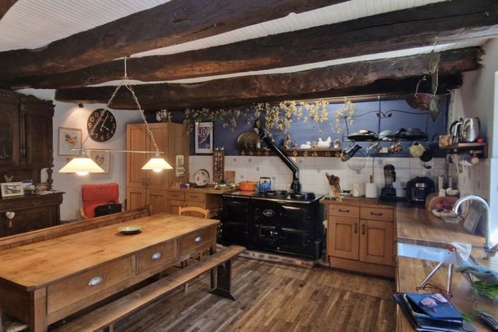 Image No.6-4 Bed House for sale