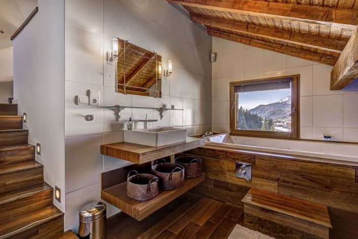 Image No.14-5 Bed Chalet for sale