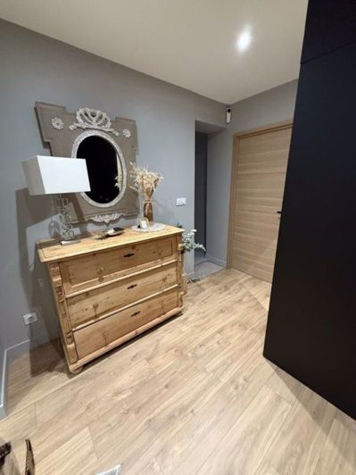 Image No.19-4 Bed Property for sale