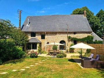 1 - Mayenne, House
