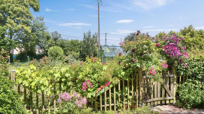 Image No.4-3 Bed House for sale