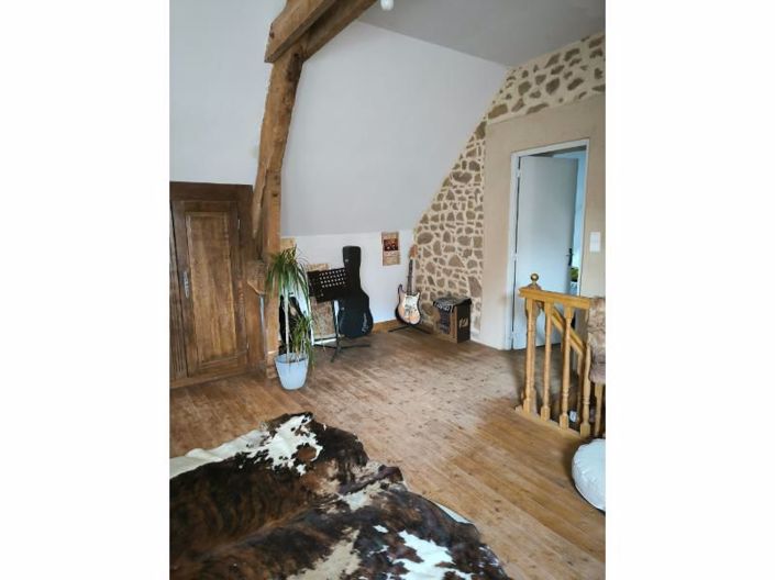 Image No.12-2 Bed Cottage for sale