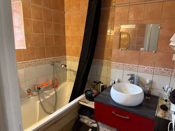 Image No.13-2 Bed Cottage for sale