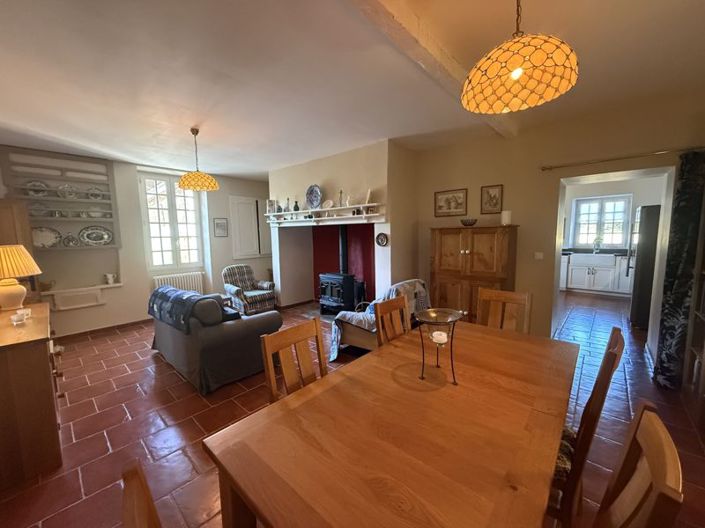 Image No.16-4 Bed House for sale