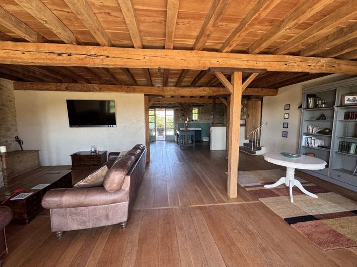 Image No.7-4 Bed House for sale