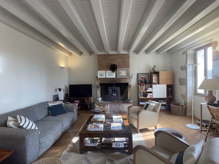 Image No.9-4 Bed Country House for sale