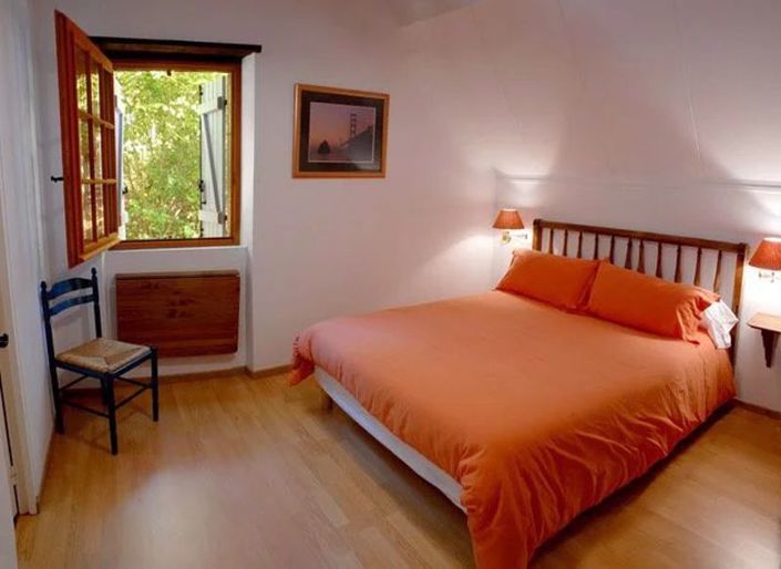 Image No.7-7 Bed House for sale