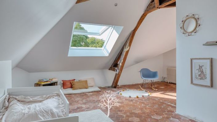 Image No.20-5 Bed House for sale