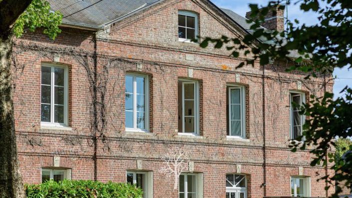 Image No.26-5 Bed House for sale