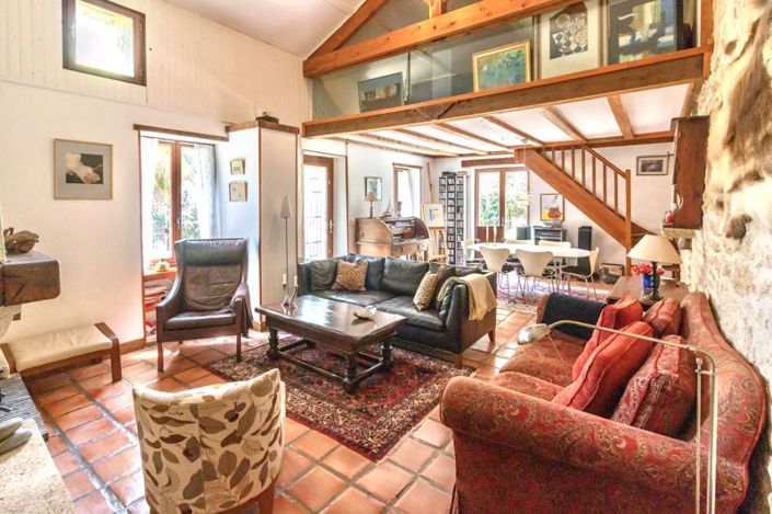 Image No.6-2 Bed House for sale