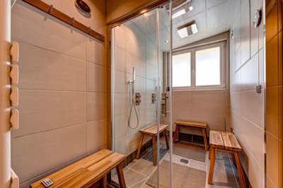 16-2025-06-18-mb-fiona-abbaye-mr