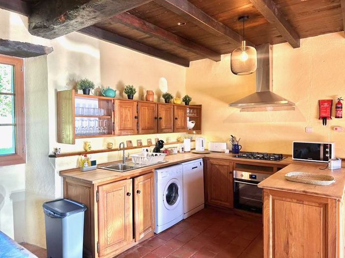 Image No.11-8 Bed House for sale