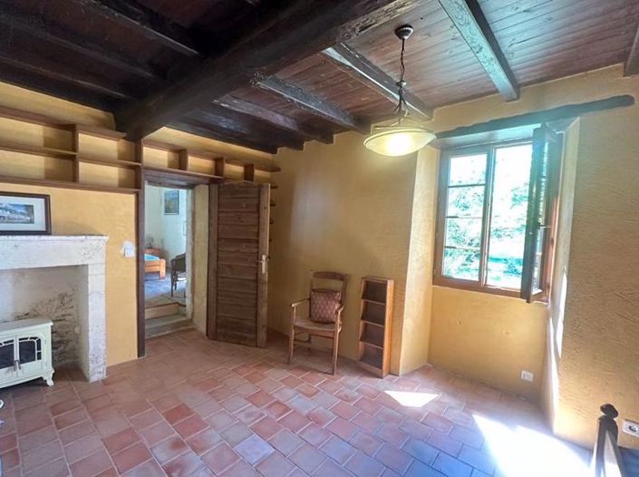 Image No.60-8 Bed House for sale