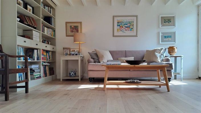 Image No.13-2 Bed House for sale