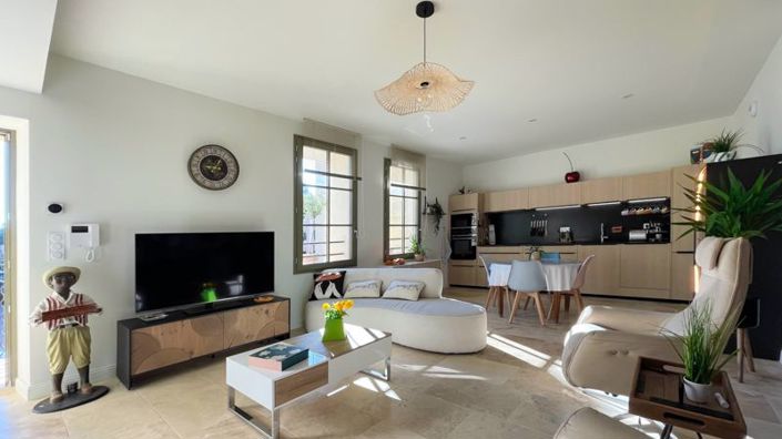 Image No.7-2 Bed Apartment for sale