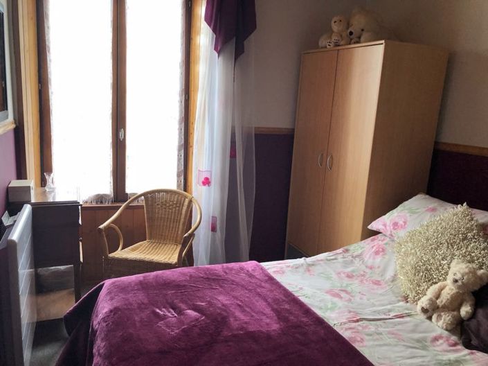 Image No.14-3 Bed House for sale