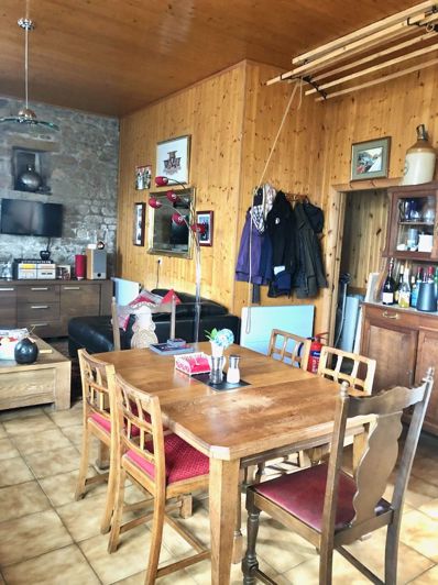 Image No.11-3 Bed House for sale