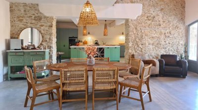 estate-gard-france-renovated-farmhouse-with-r
