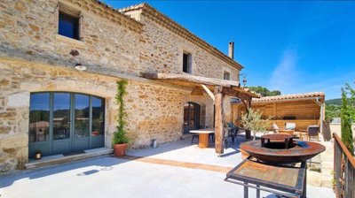 estate-gard-france-magnificent-stone-farmhous