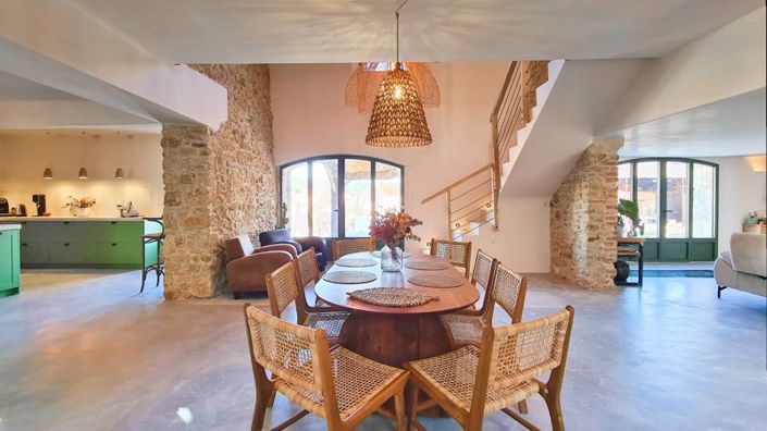 Image No.7-5 Bed House for sale