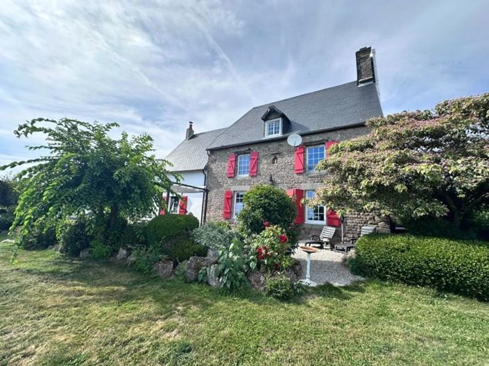 Image No.1-4 Bed House for sale
