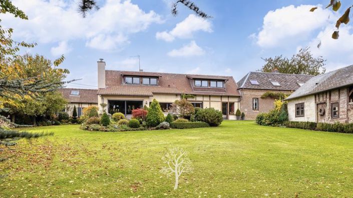 Image No.11-5 Bed House for sale