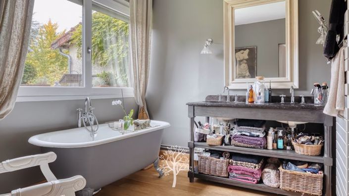 Image No.25-5 Bed House for sale