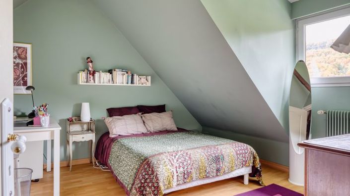 Image No.30-5 Bed House for sale