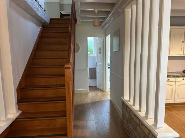 Image No.11-3 Bed House for sale