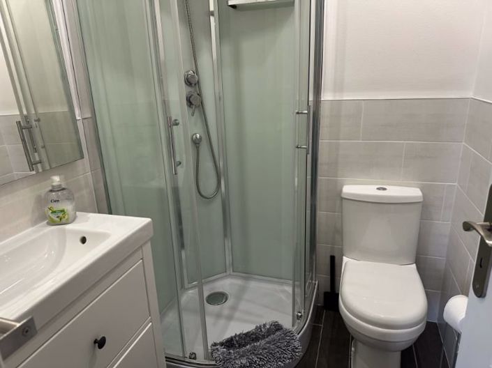 Image No.22-3 Bed House for sale