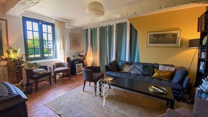 Image No.4-5 Bed House for sale