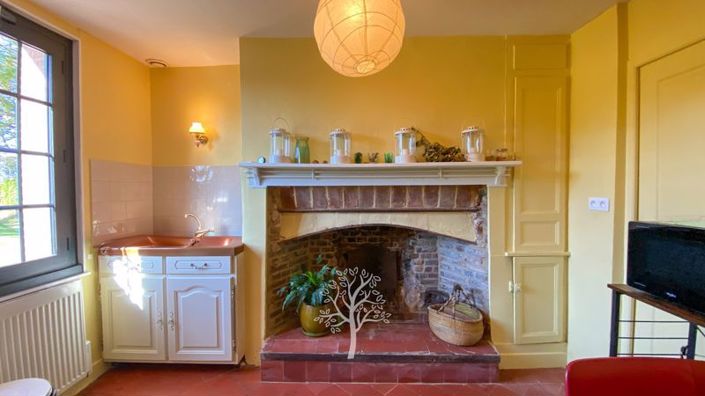 Image No.8-5 Bed House for sale