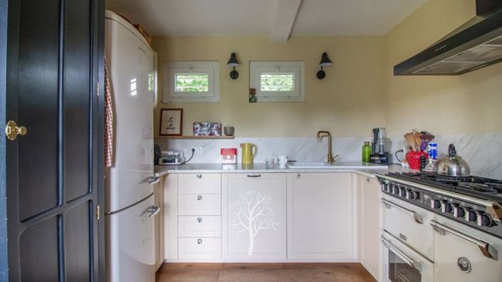 Image No.5-2 Bed Cottage for sale