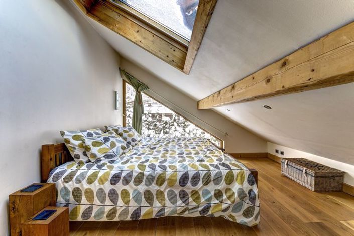 Image No.13-5 Bed Property for sale